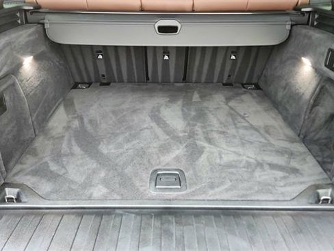 Used 2026 BMW X5 sDrive40i image 15