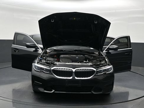 Used 2021 BMW 330i Sedan w/ Premium Package RWD image 36
