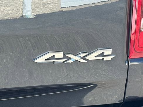 Used 2019 RAM 1500 Limited image 13