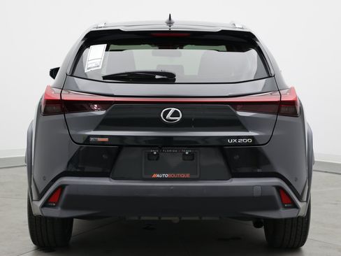 Used 2021 Lexus UX 200 w/ Accessory Package (Z2) FWD image 7