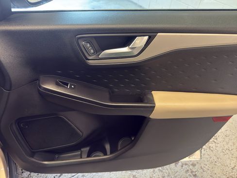 Used 2020 Ford Escape SEL AWD/4WD image 20
