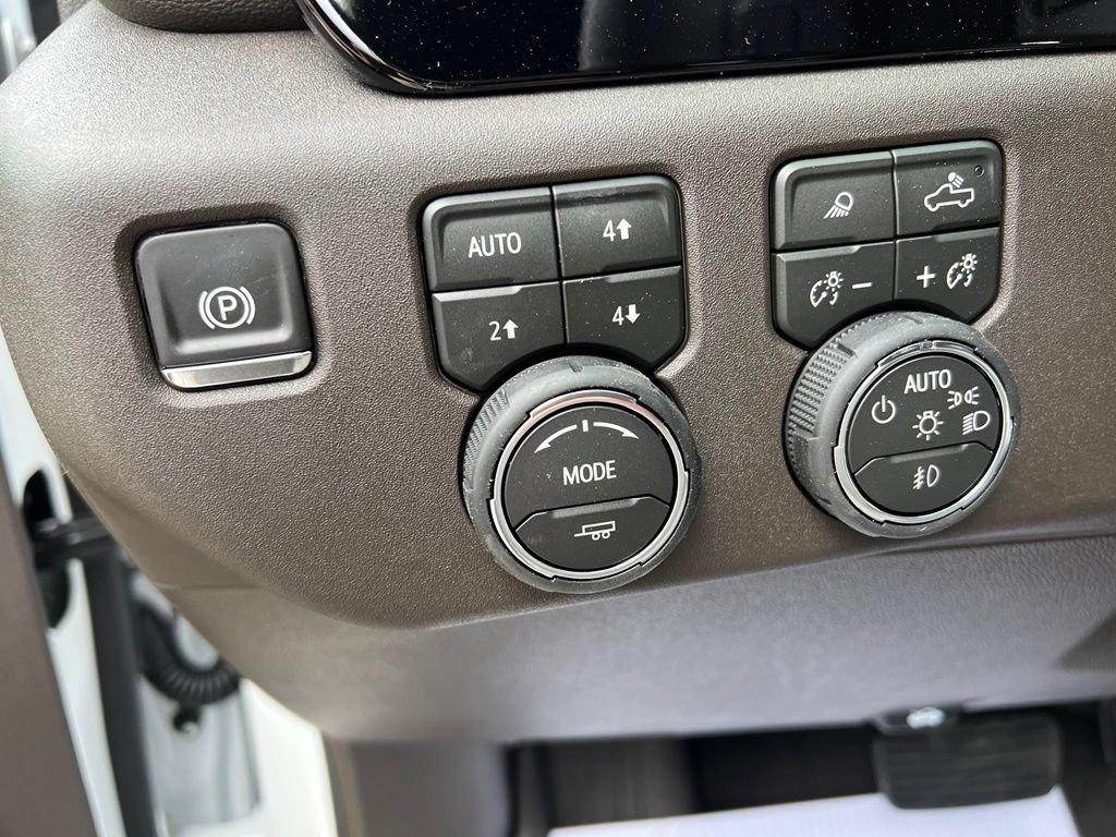 New 2026 Chevrolet Silverado 1500 RST w/ RST All Star Premium Package AWD/4WD image 33