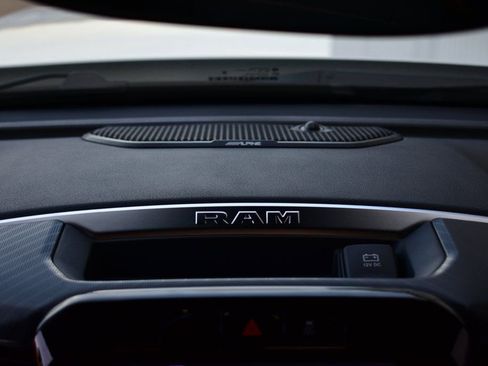 New 2026 RAM 2500 Big Horn AWD/4WD image 35