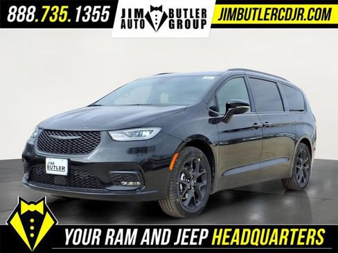 New 2026 Chrysler Pacifica Select w/ S Appearance Package FWD image 1