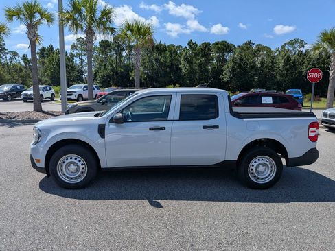 Used 2025 Ford Maverick XL FWD image 7