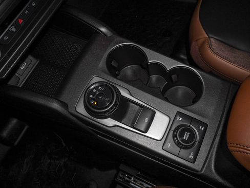 New 2026 Ford Bronco Sport Outer Banks w/ Sasquatch Outer Banks Package AWD/4WD image 33
