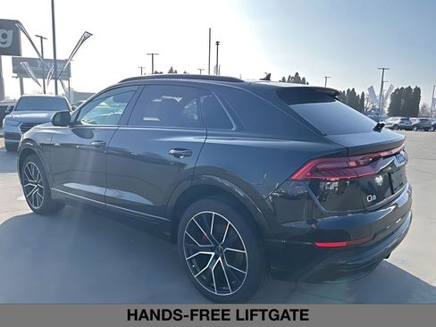 Used 2022 Audi Q8 Premium Plus w/ Premium Plus Package image 15