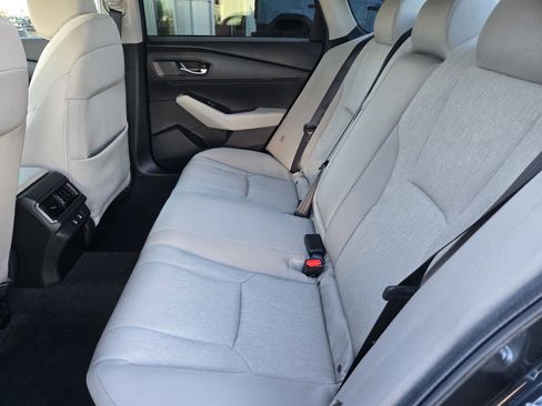 Used 2025 Honda Accord LX image 11
