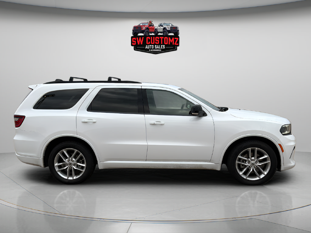Used 2024 Dodge Durango GT RWD image 8