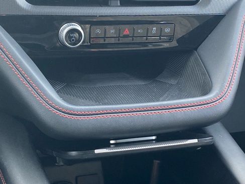 Certified 2025 Ford Explorer ST-Line image 8