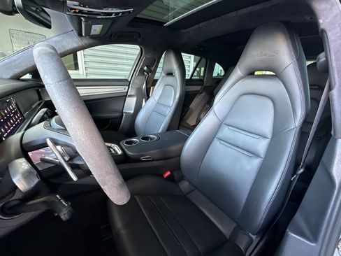 Used 2022 Porsche Panamera Turbo S image 5