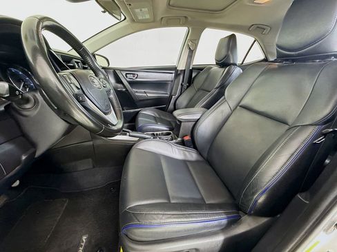 Used 2019 Toyota Corolla XSE image 22