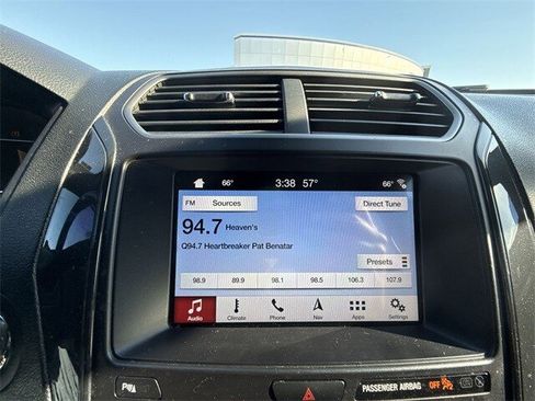 Used 2018 Ford Explorer XLT w/ Equipment Group 202A image 16