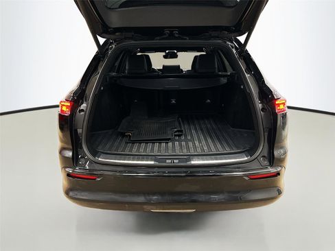 Used 2025 Toyota Crown Signia image 29