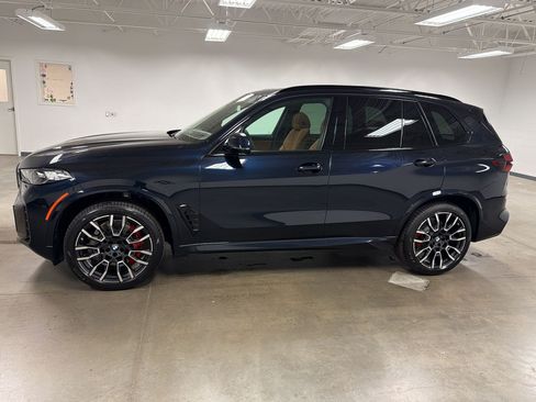 New 2026 BMW X5 sDrive40i w/ M Sport Package RWD image 2