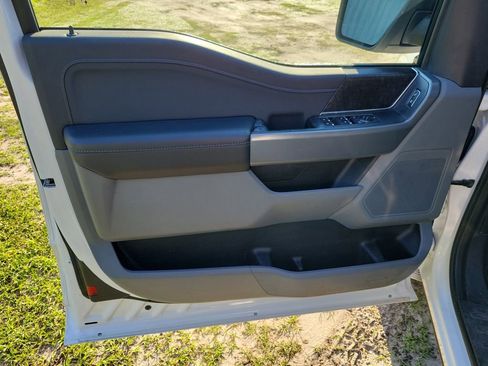 Used 2022 Ford F150 XLT w/ Equipment Group 301A Mid AWD/4WD image 10