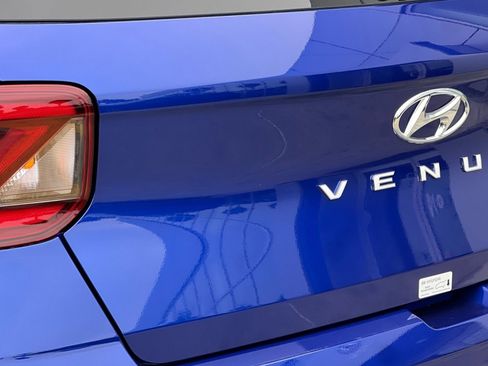 New 2025 Hyundai Venue SEL FWD image 31