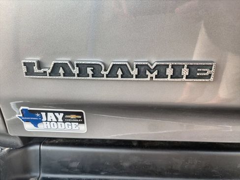 Used 2021 RAM 1500 Laramie w/ Off Road Group AWD/4WD image 32