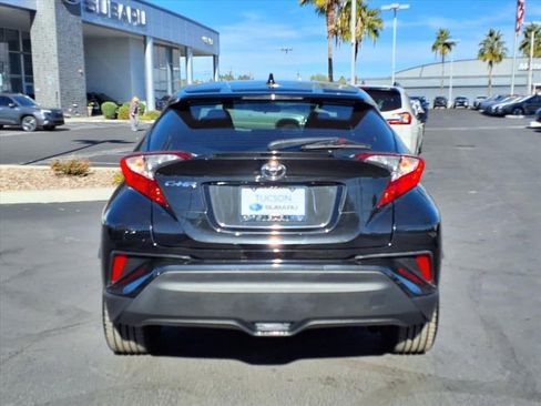 Used 2021 Toyota C-HR XLE image 12