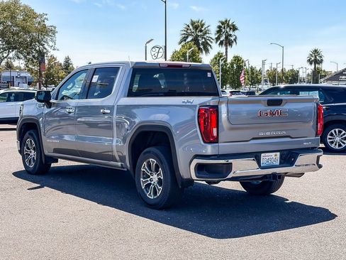 Used 2025 GMC Sierra 1500 SLT AWD/4WD image 2