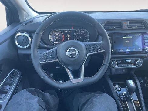 Certified 2025 Nissan Versa SR w/ Trunk Package image 19