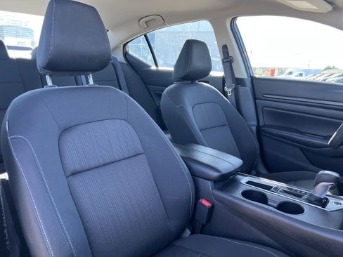 Used 2024 Nissan Altima 2.5 S image 16