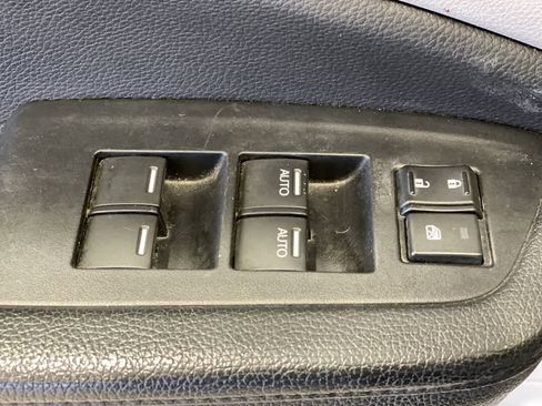 Used 2016 Honda Pilot EX image 16