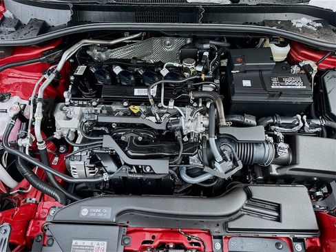 Used 2025 Toyota Corolla Cross LE w/ Moonroof Package image 30