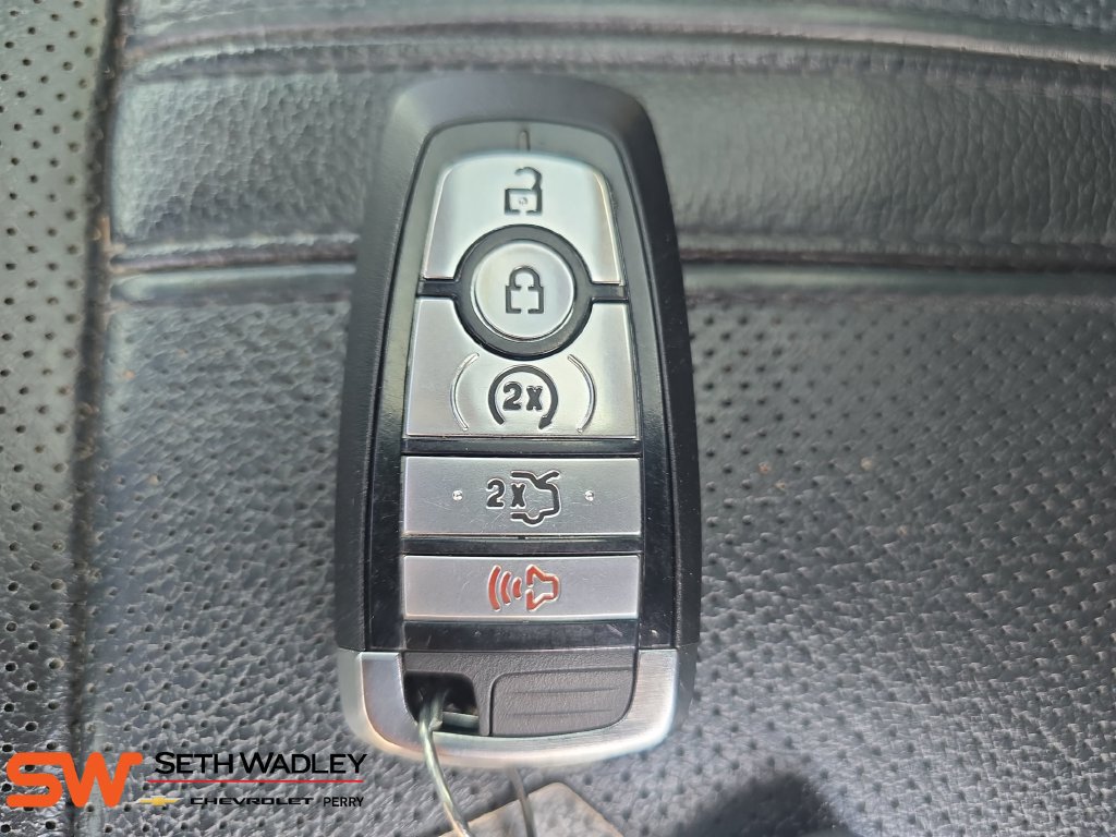 Used 2020 Ford Expedition Limited w/ Equipment Group 302A AWD/4WD image 37