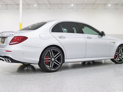 Used 2019 Mercedes-Benz E 63 AMG S image 9