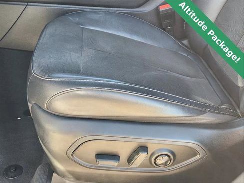 Certified 2022 Jeep Grand Cherokee L Laredo image 25