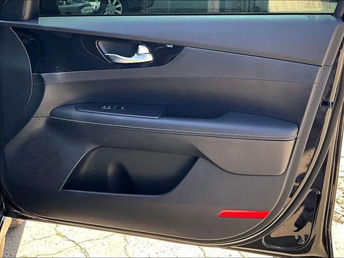 Certified 2024 Kia Forte GT-Line FWD image 22