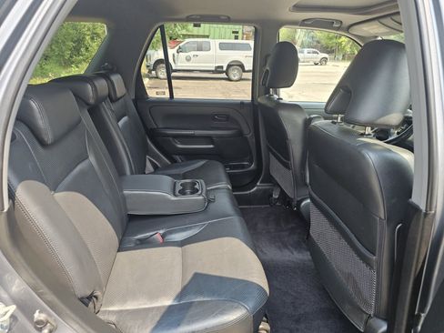 Used 2005 Honda CR-V EX image 43
