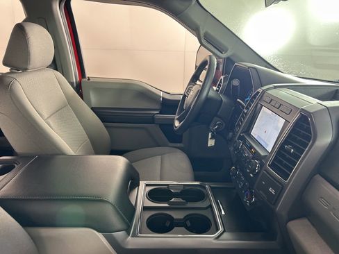 Used 2021 Ford F250 XLT w/ Tremor Off-Road Package image 27