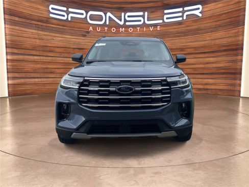New 2026 Ford Explorer Active w/ Active Comfort Package AWD/4WD image 9
