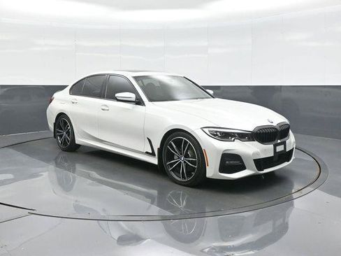 Used 2019 BMW 330i xDrive Sedan w/ M Sport Package AWD/4WD image 1