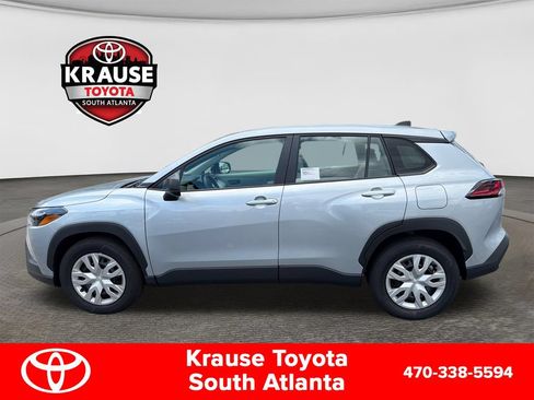 Used 2026 Toyota Corolla Cross L FWD image 8