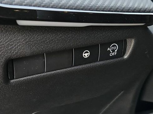 New 2025 Nissan Kicks SR w/ Illumination Package image 13