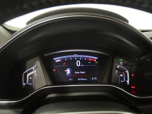 Used 2019 Honda CR-V Touring image 18