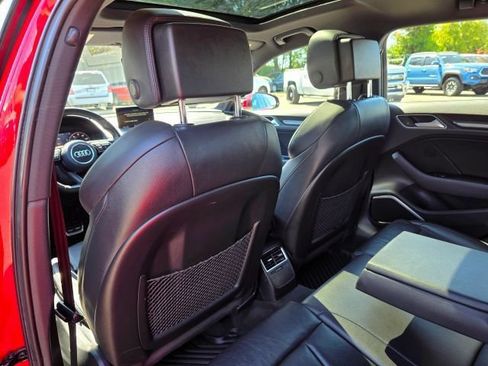 Used 2017 Audi A3 e-tron Premium Plus w/ Technology Package FWD image 39
