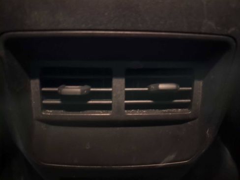 Used 2024 Chevrolet Colorado Trail Boss w/ Technology Package image 21