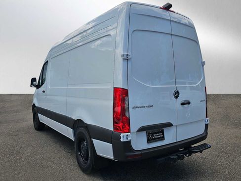 New 2025 Mercedes-Benz Sprinter 2500 image 5