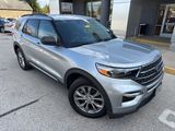 Certified 2022 Ford Explorer XLT w/ Equipment Group 202A image 2