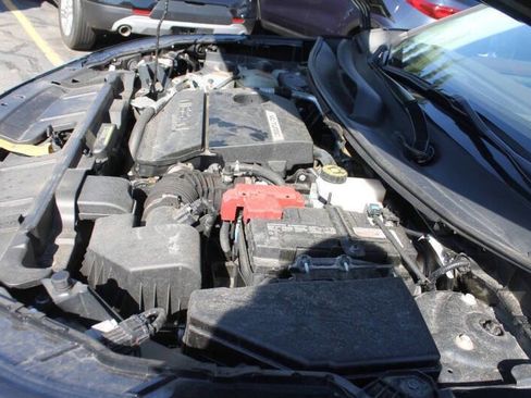 Used 2023 Nissan Rogue S image 13