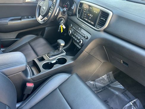 Used 2022 Kia Sportage Nightfall Edition AWD/4WD image 31