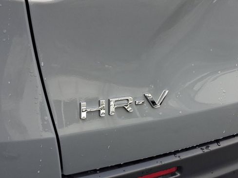 Used 2023 Honda HR-V Sport image 23