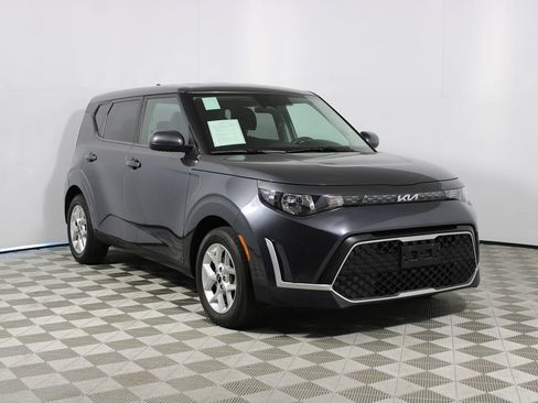 Used 2023 Kia Soul LX w/ Option Group 015 FWD image 22