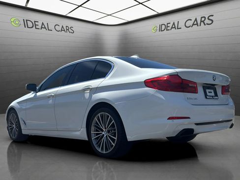 Used 2018 BMW 540i RWD image 9