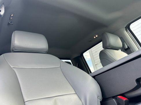 New 2026 Ford F350 XL w/ XL Chrome Package image 15