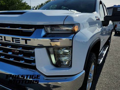 Used 2021 Chevrolet Silverado 3500 LTZ w/ LTZ Premium Package AWD/4WD image 10